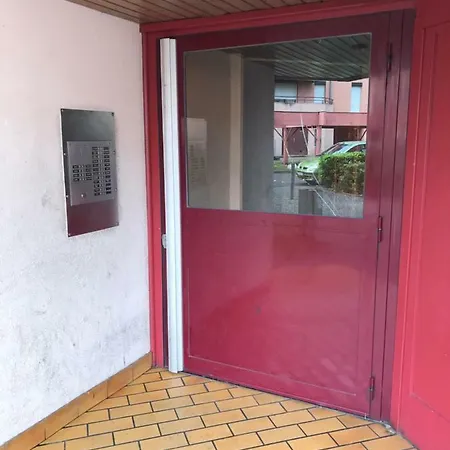 Studio A 15min Du Centre Lägenhet